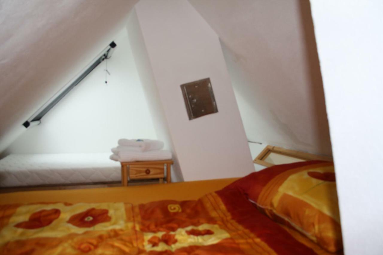 Ferienhaus Wetzel ไวเลอร์-ซิมเมอร์แบร์ก ภายนอก รูปภาพ