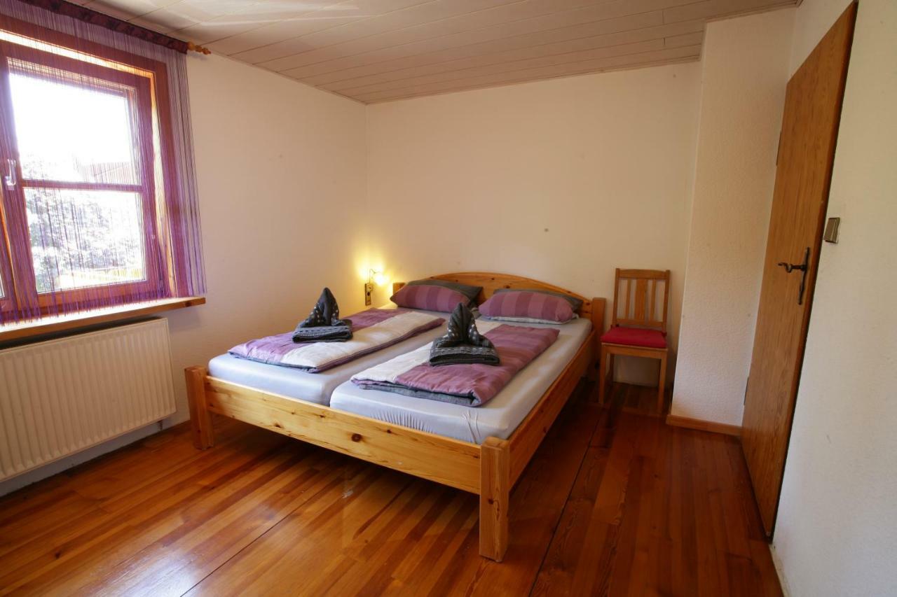 Ferienhaus Wetzel ไวเลอร์-ซิมเมอร์แบร์ก ภายนอก รูปภาพ