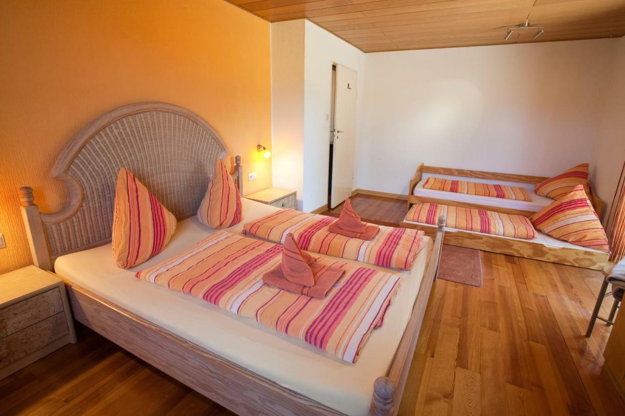 Ferienhaus Wetzel ไวเลอร์-ซิมเมอร์แบร์ก ภายนอก รูปภาพ