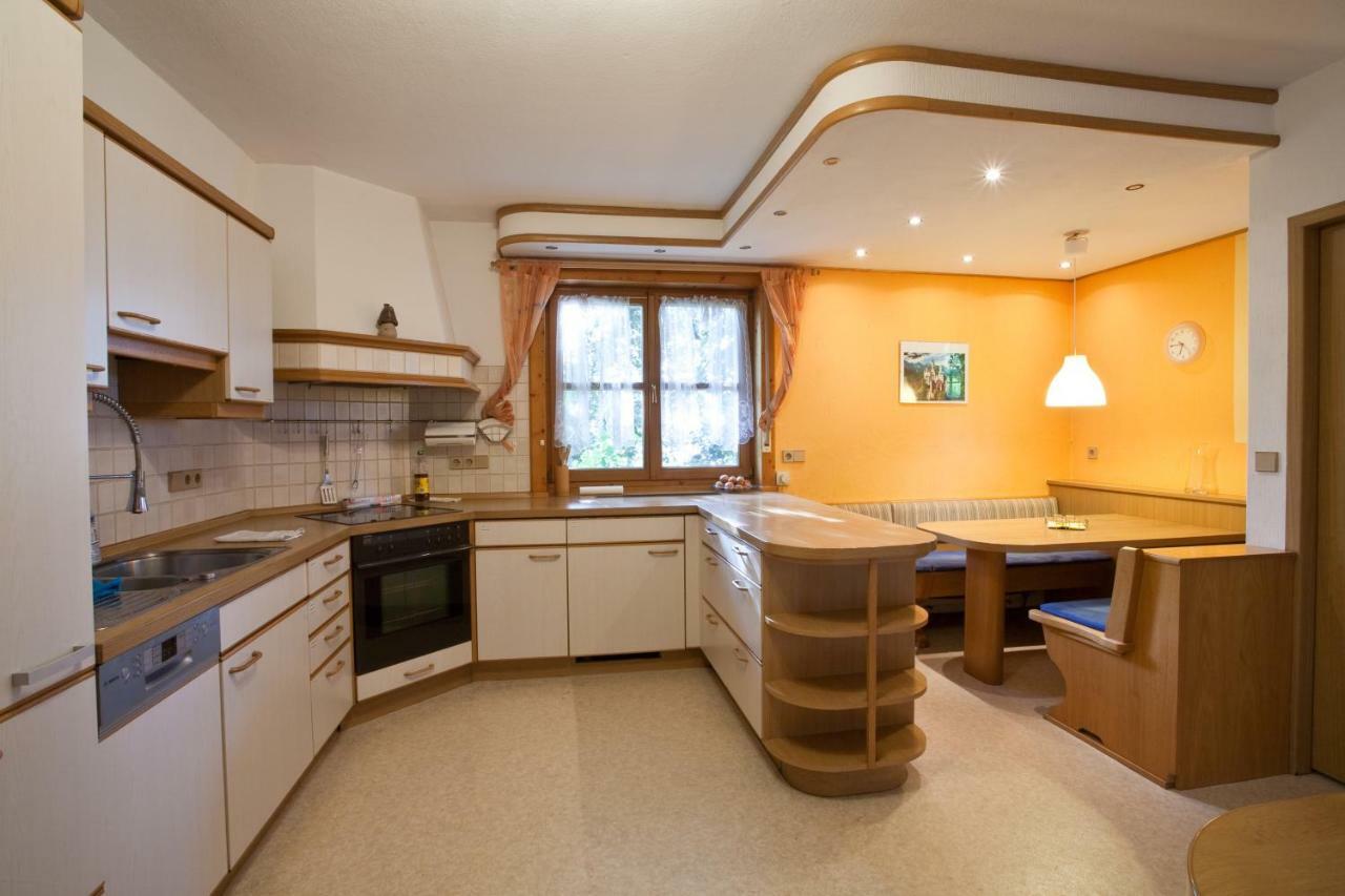 Ferienhaus Wetzel ไวเลอร์-ซิมเมอร์แบร์ก ภายนอก รูปภาพ