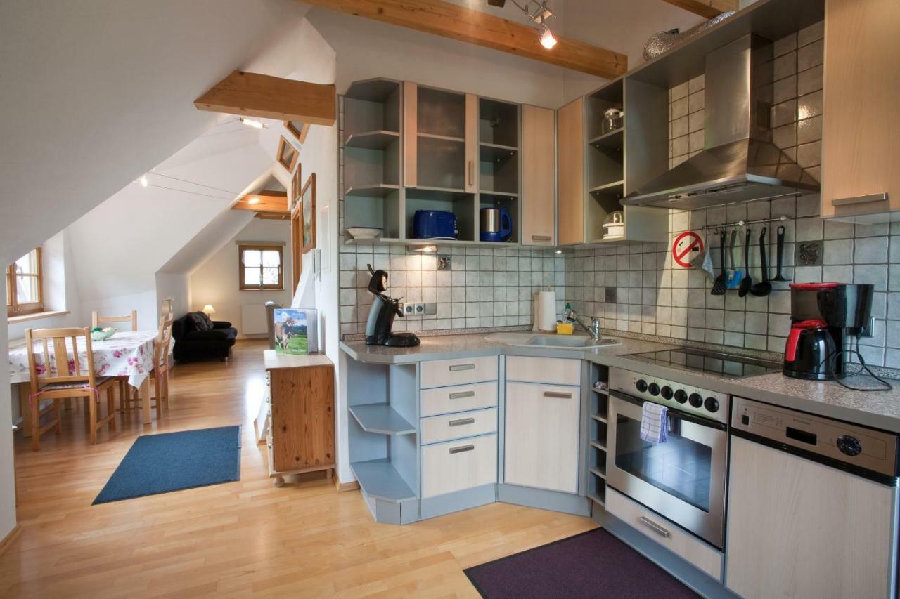 Ferienhaus Wetzel ไวเลอร์-ซิมเมอร์แบร์ก ภายนอก รูปภาพ